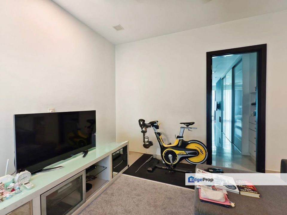 Laman Bayu at seksyen 11 Kota Damansara, 3 storey Superlink terrace house renovated well kept unit, Selangor, Kota Damansara