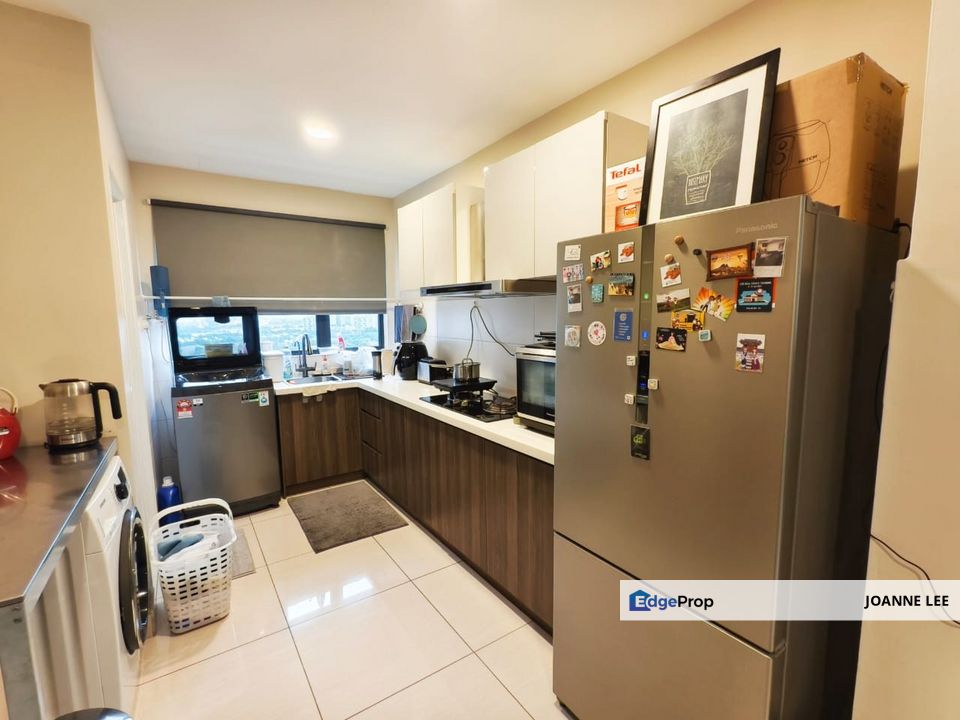 Maisson Residence Ara Damansara 1 room corner unit 1 car park well kept, Selangor, Ara Damansara