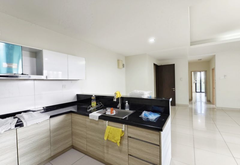 Maisson @ Platinum Apartment