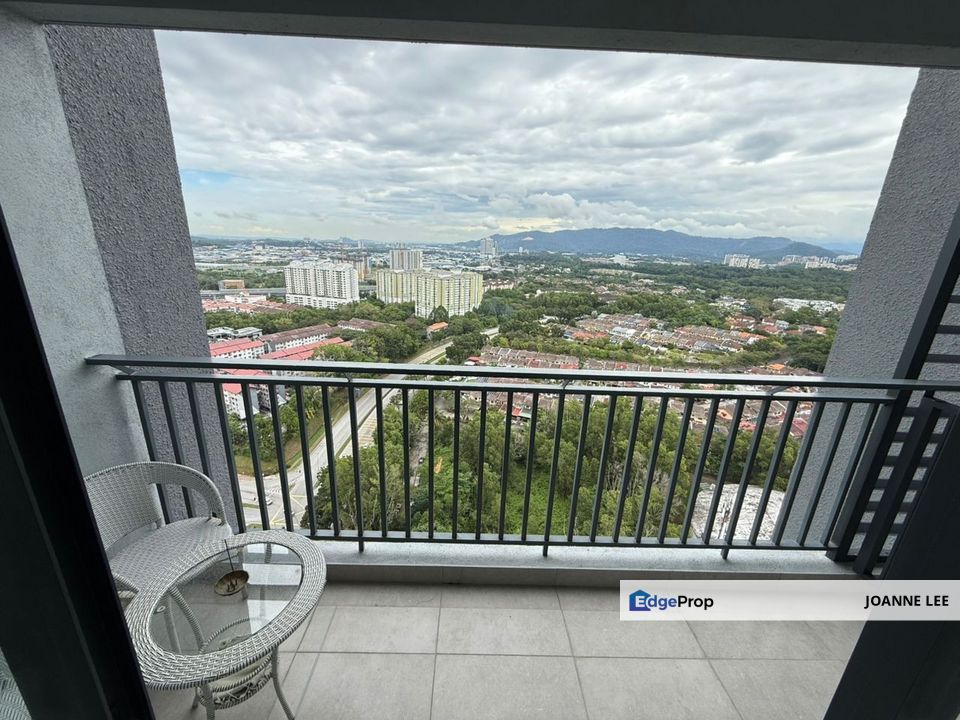 Almost Fully Furnished, immediate move in, Selangor, Kota Damansara