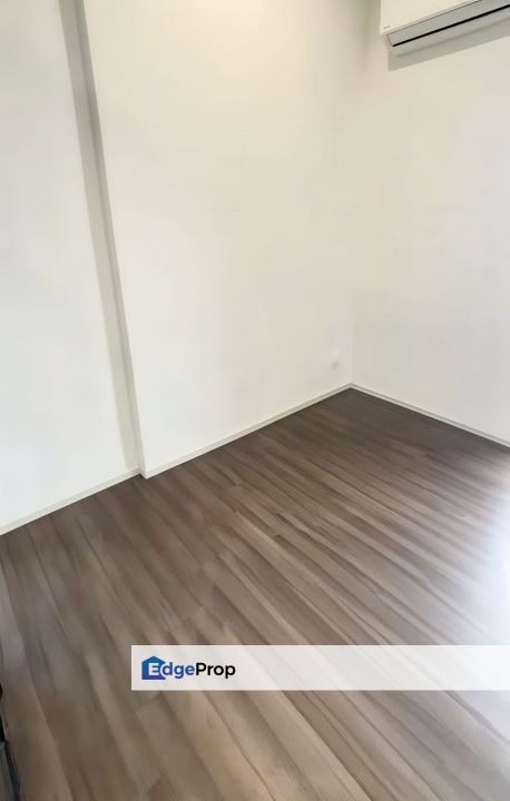 partly furnished with 1 car park, Selangor, Damansara Jaya