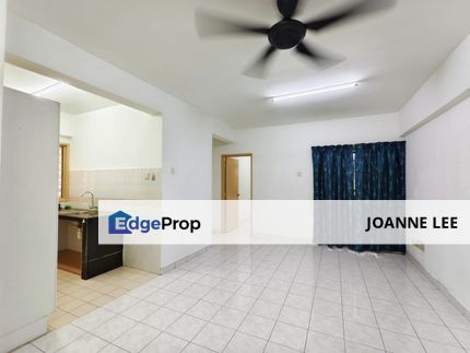 Pelangi Apartment , Low Floor Unit at Blk F, Selangor, Petaling Jaya