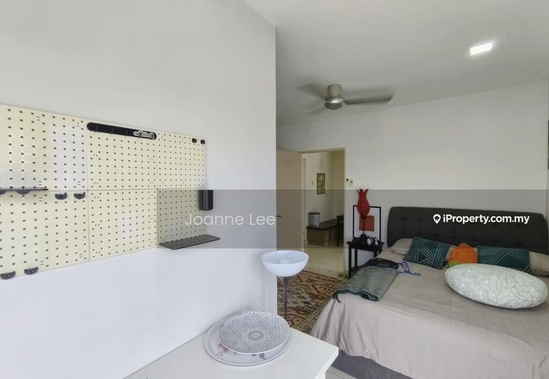 Maisson @ Platinum Apartment