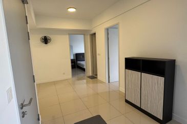 Lakefront Condominium | Emerald Hills @ Alam Damai