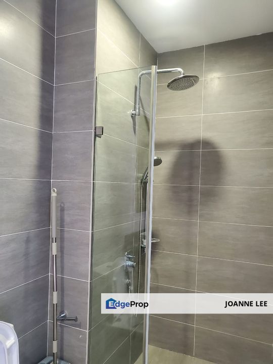 Fully furnished 3 car park at premium block 5, Selangor, Ara Damansara