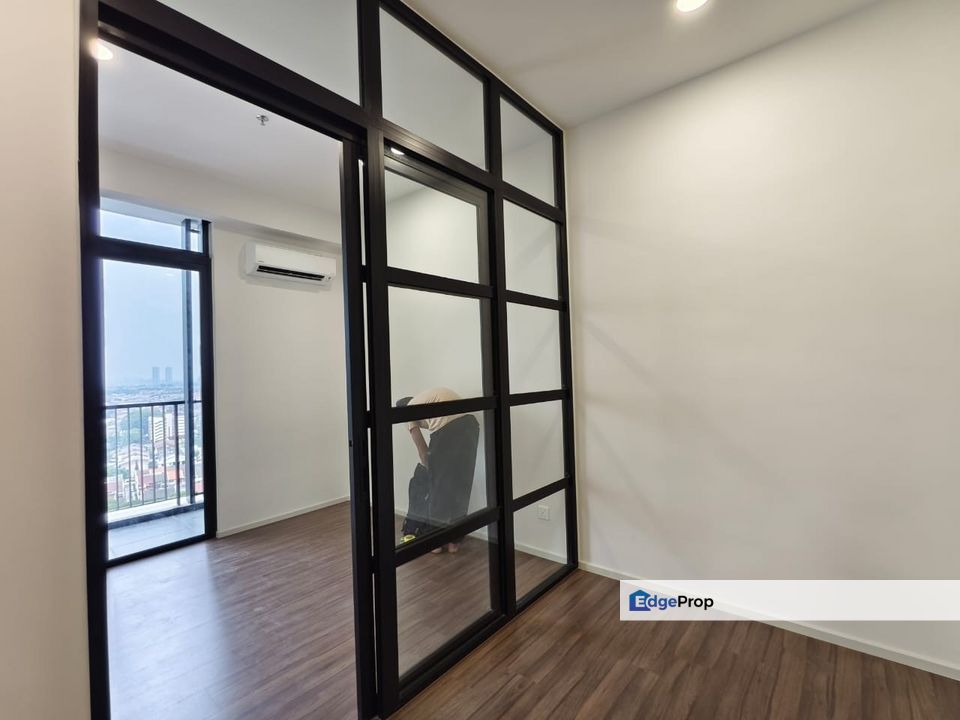 partly furnished with 1 car park, Selangor, Damansara Jaya