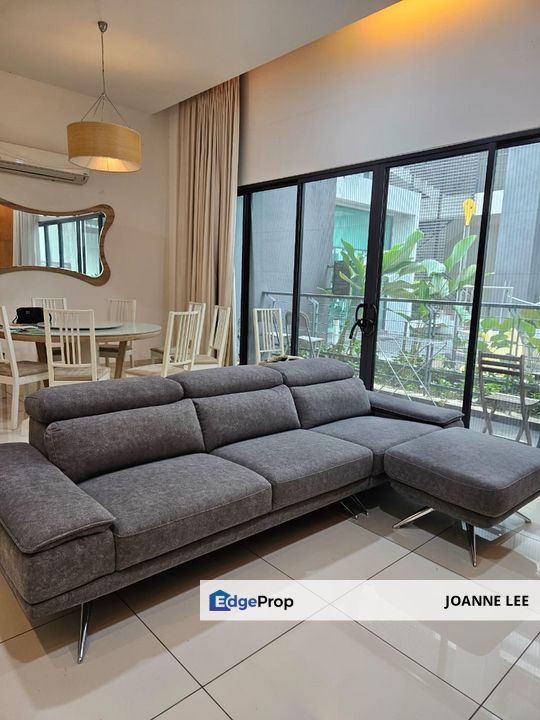 ID design well kept nice view unit, Selangor, Kayu Ara