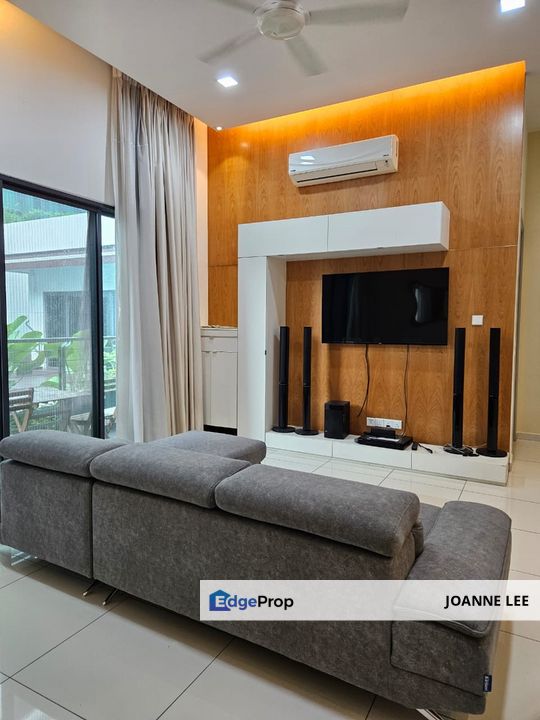 ID design well kept nice view unit, Selangor, Kayu Ara