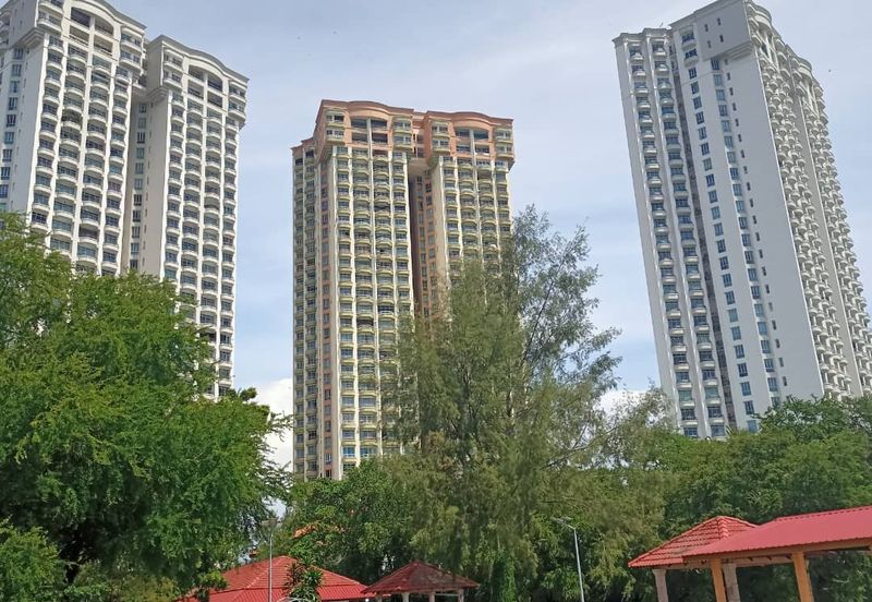 Ocean Palms Condominium