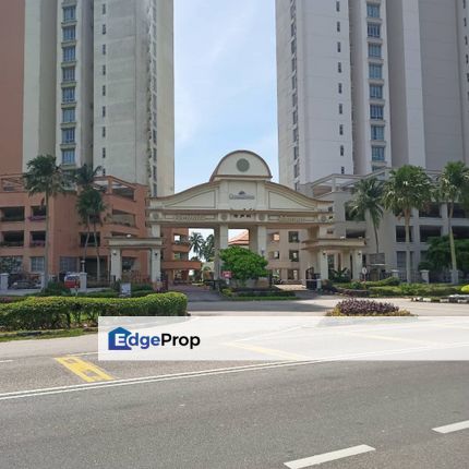 High-End Condo with Stunning Sea and Pool Views at Affordable Price , Melaka, Klebang