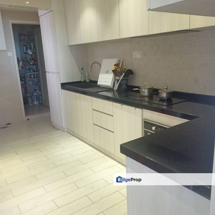 Ocean Palm Condo- High-End Condo with Stunning Sea and Pool Views at Affordable Price , Melaka, Klebang