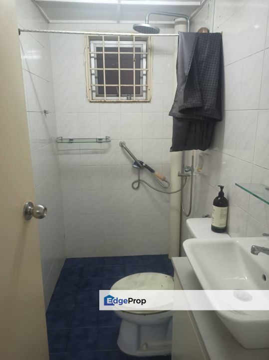  Exclusive Opportunity: Golden Showers Condominium, Malacca, Melaka, Klebang