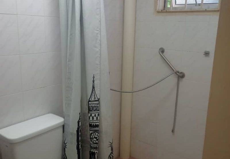 Kondo Ruby (Golden Showers)