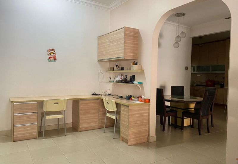 2 Adjoining Units for Sale in Bdr Puteri, Puchong.