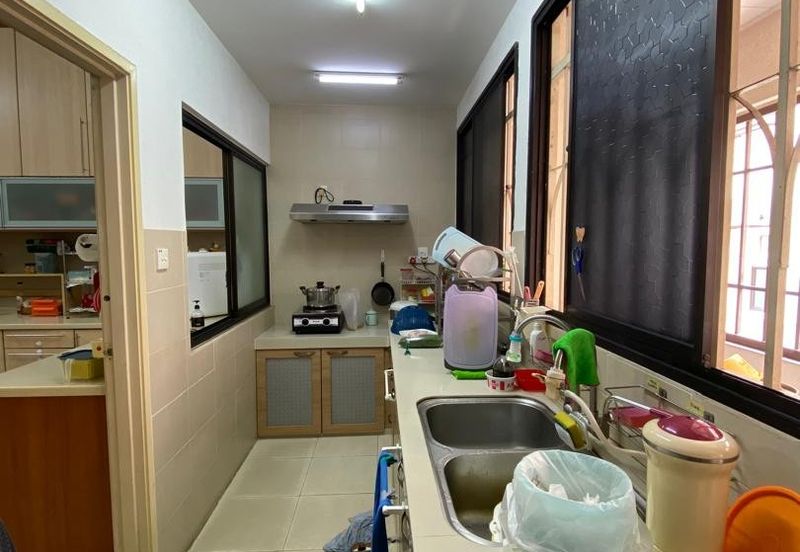 2 Adjoining Units for Sale in Bdr Puteri, Puchong.