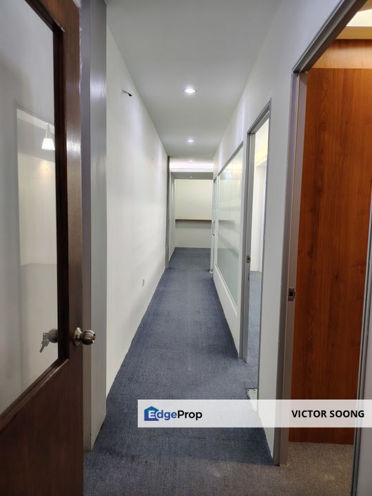 Office with 5 partition for rent in Kota Kemuning, Shah Alam, Selangor, Shah Alam