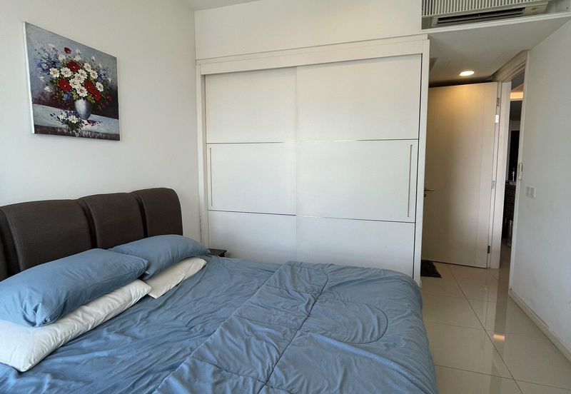 The Shore Hotel & Residences