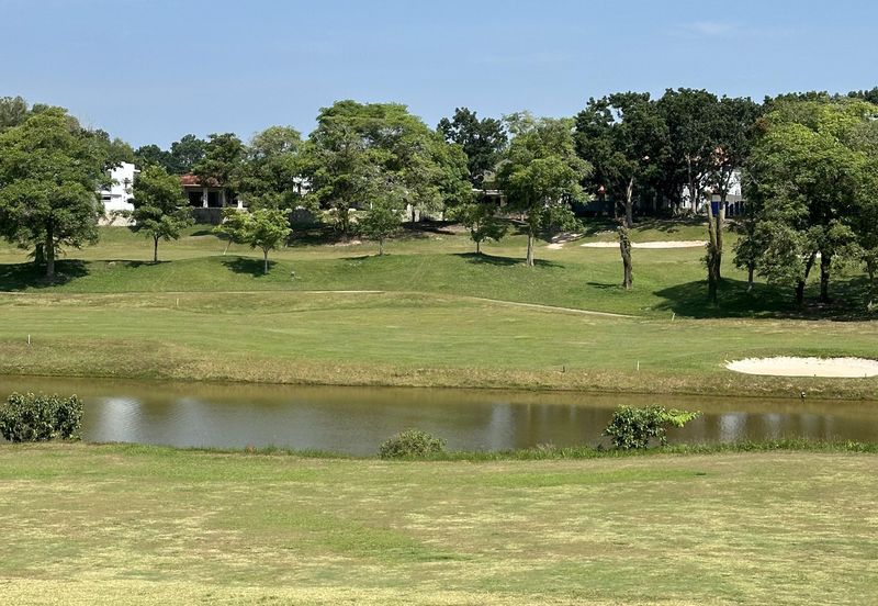 TIARA MELAKA GOLF & COUNTRY CLUB (VILLE