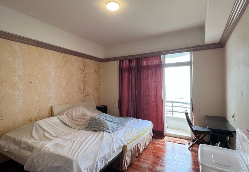 Ocean Palms Condominium