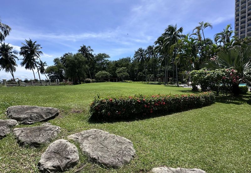 Ocean Palms Condominium