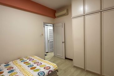 Ocean Palms Condominium