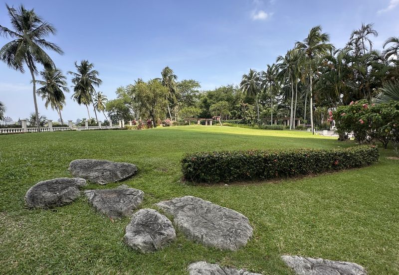 Ocean Palms Condominium