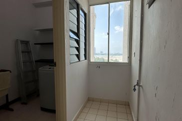 Ocean Palms Condominium