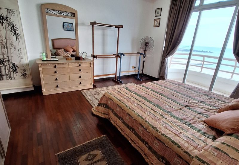 Ocean Palms Condominium