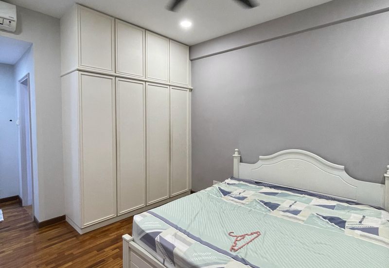 Ocean Palms Condominium