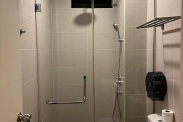 PANGSAPURI ATLANTIS KOTA SYAHBANDAR