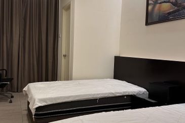 PANGSAPURI ATLANTIS KOTA SYAHBANDAR