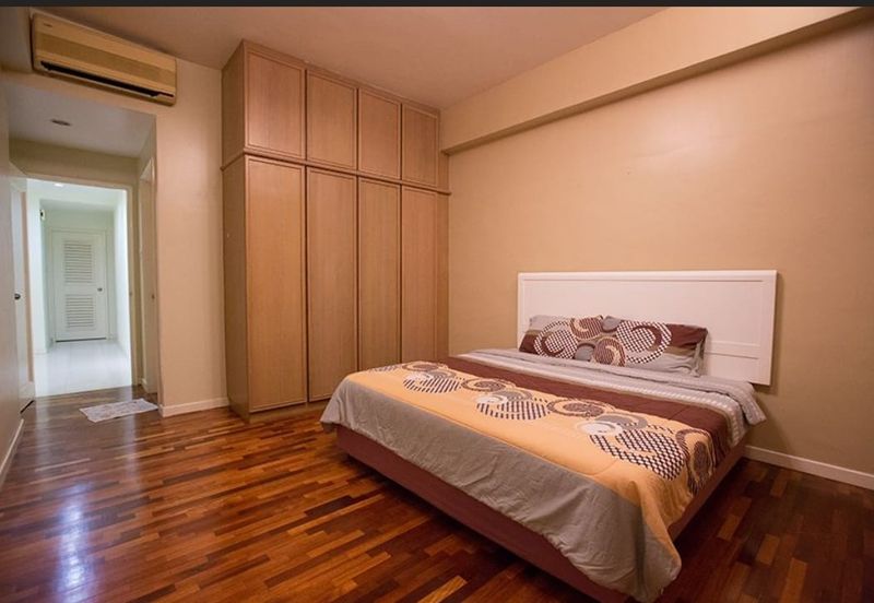 CONDOMINIUM OCEAN PALMS(PERMATA IDAMAN)