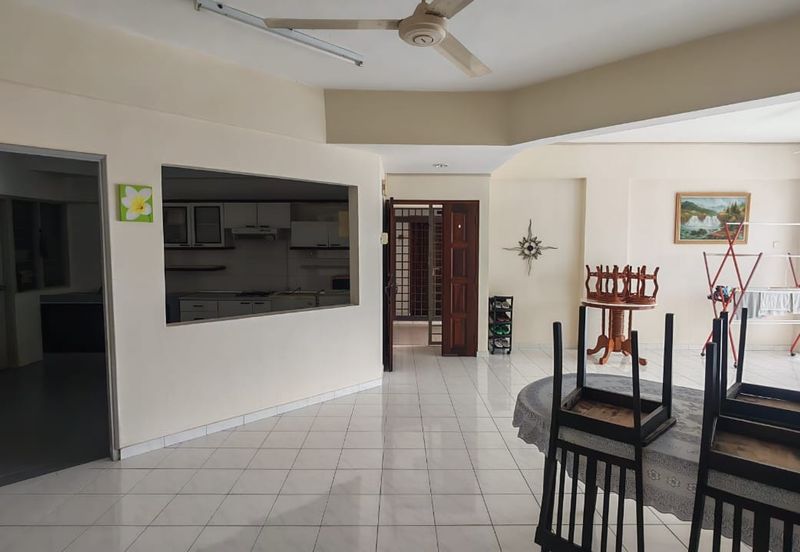 Pasir Mutiara Condominium