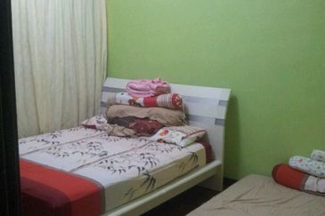 Jalan Putra Bahagia 8/2G 