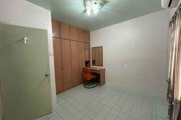 Subang Perdana Goodyear Court 9