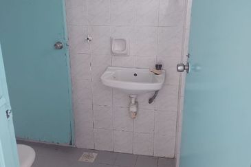 Bandar Baru Salak Tinggi