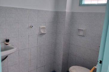 Bandar Baru Salak Tinggi