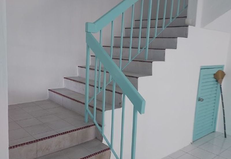 Taman Dahlia, Sepang