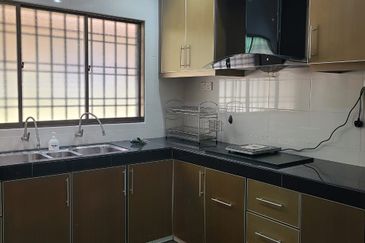 Canal Gardens, Kota Kemuning