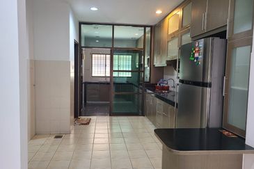 Canal Gardens, Kota Kemuning