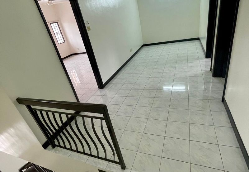 2 storey terraced house Kota Kemuning 