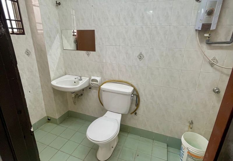 2storey Terraced house kota kemuning Shah alam