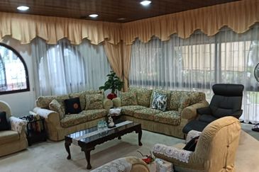 Bukit Pantai (Pantai Hill)