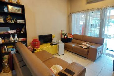 Canal Gardens Kota Kemuning 2storey Terraced House