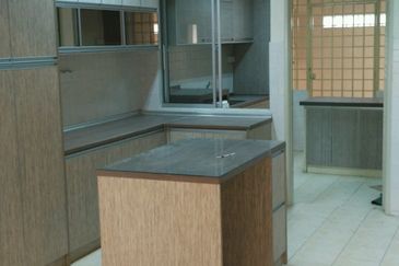 Canal Gardens Kota Kemuning 2storey Terraced House