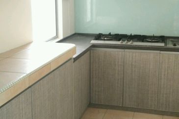 Canal Gardens Kota Kemuning 2storey Terraced House