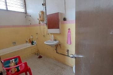 Kampung Datuk Keramat