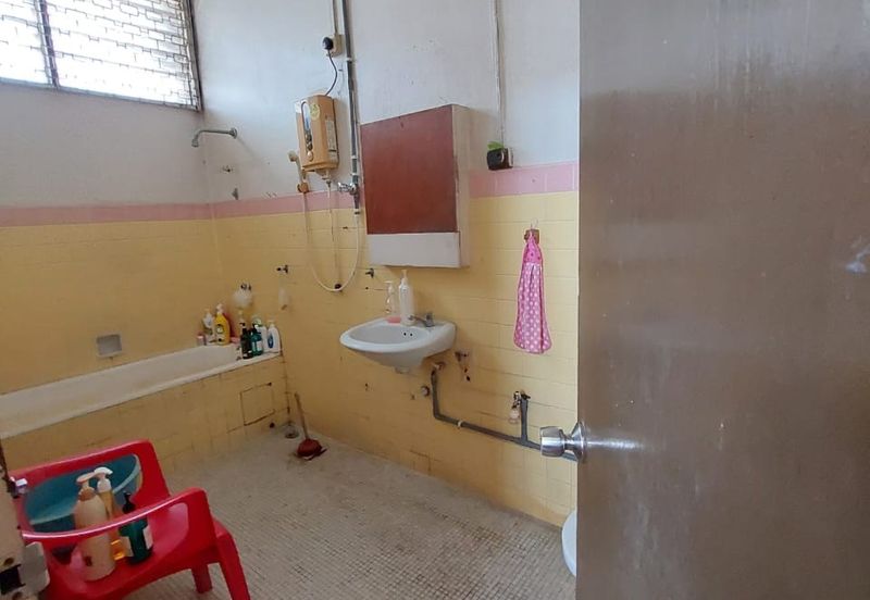 Kampung Datuk Keramat