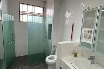 Canal Gardens, Kota Kemuning