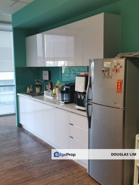 Adjoining unit Oasis Square Ara Damansara Office Lot, Selangor, Ara Damansara